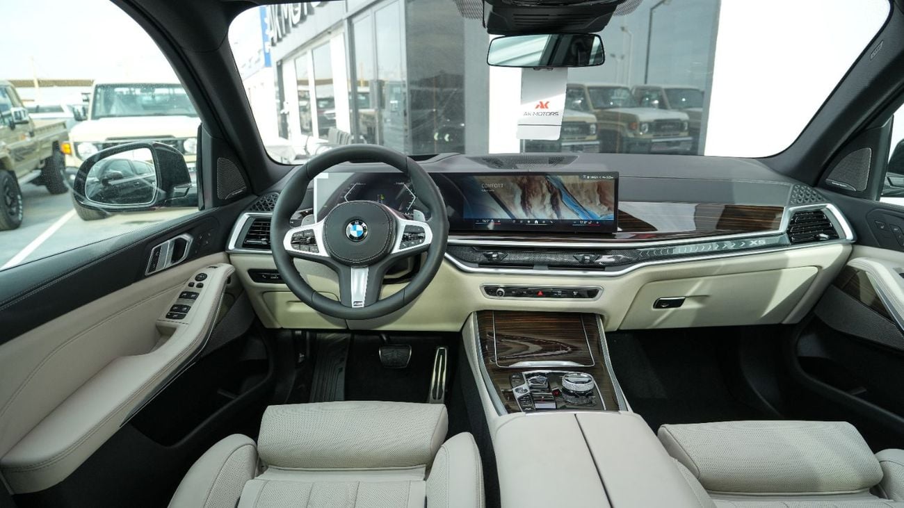 بي أم دبليو X5 M40i xDrive M-Sport Pro V6 Black 2026MY Export Only