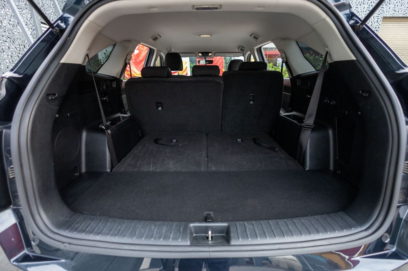 Kia Sorento Std 2.5L FWD