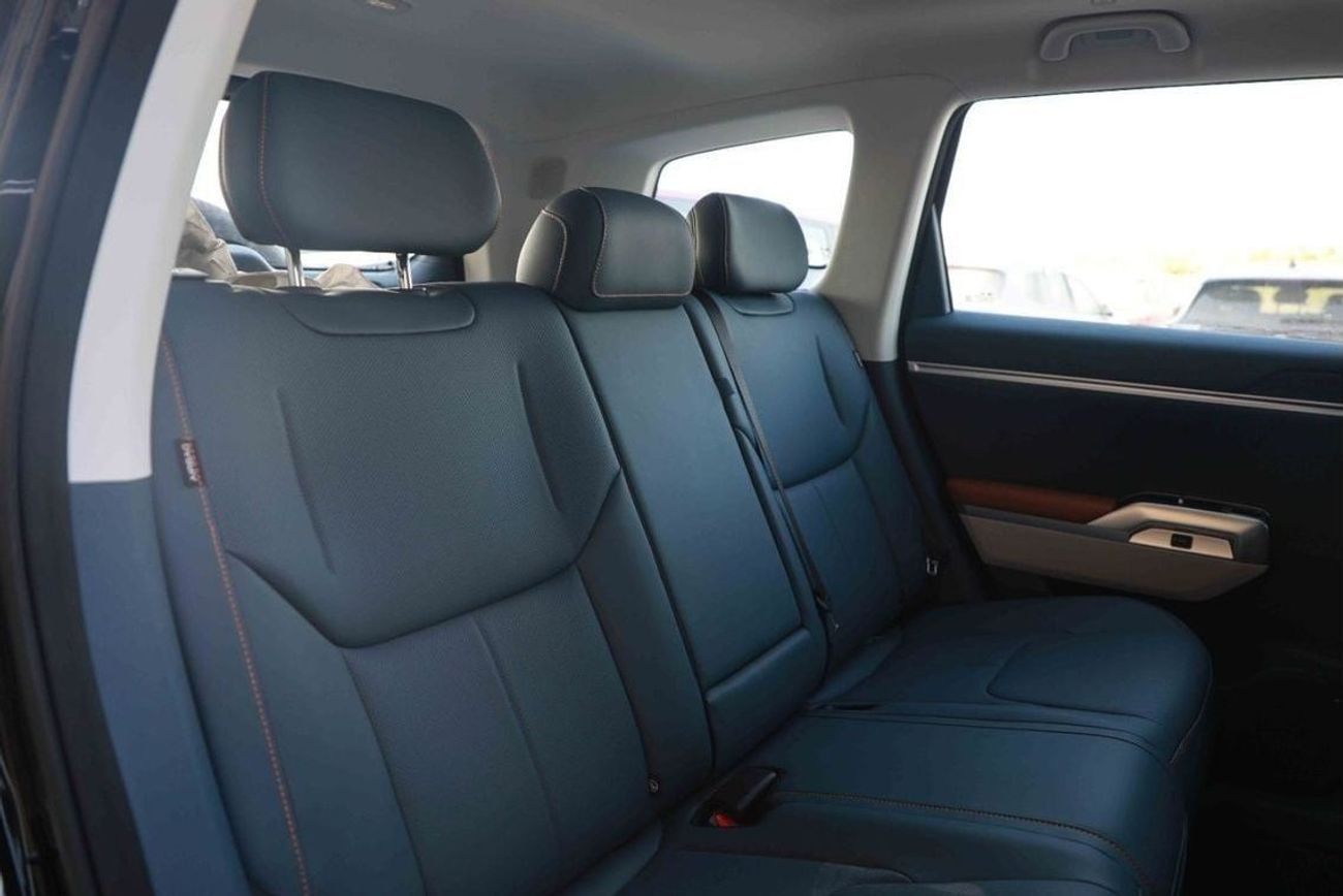 تشنجان ديبال جي 318 2024 Changan Deepal G318 Comfort - Plug-in Hybrid - Silver inside Blue