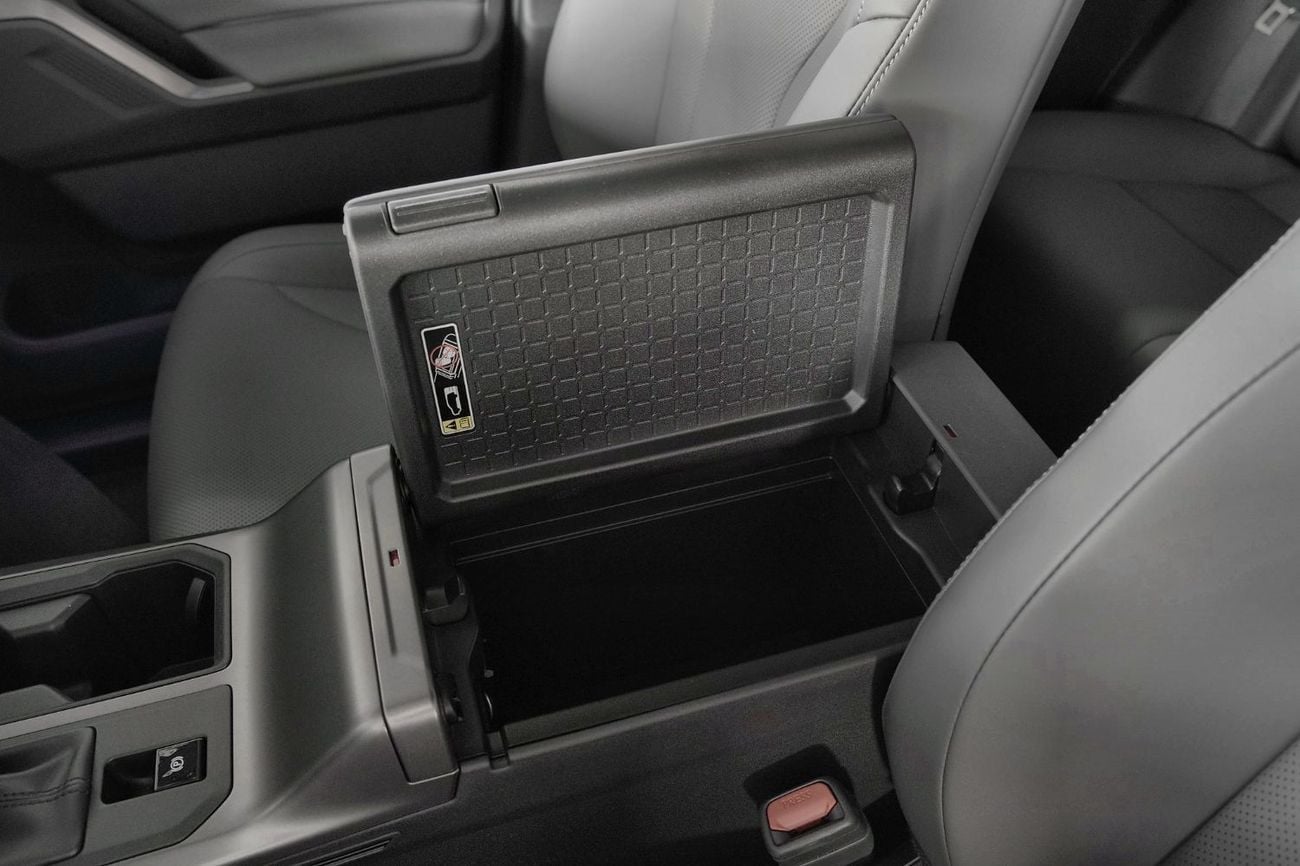 Toyota RAV4 Luxury Edition AWD Export Price
