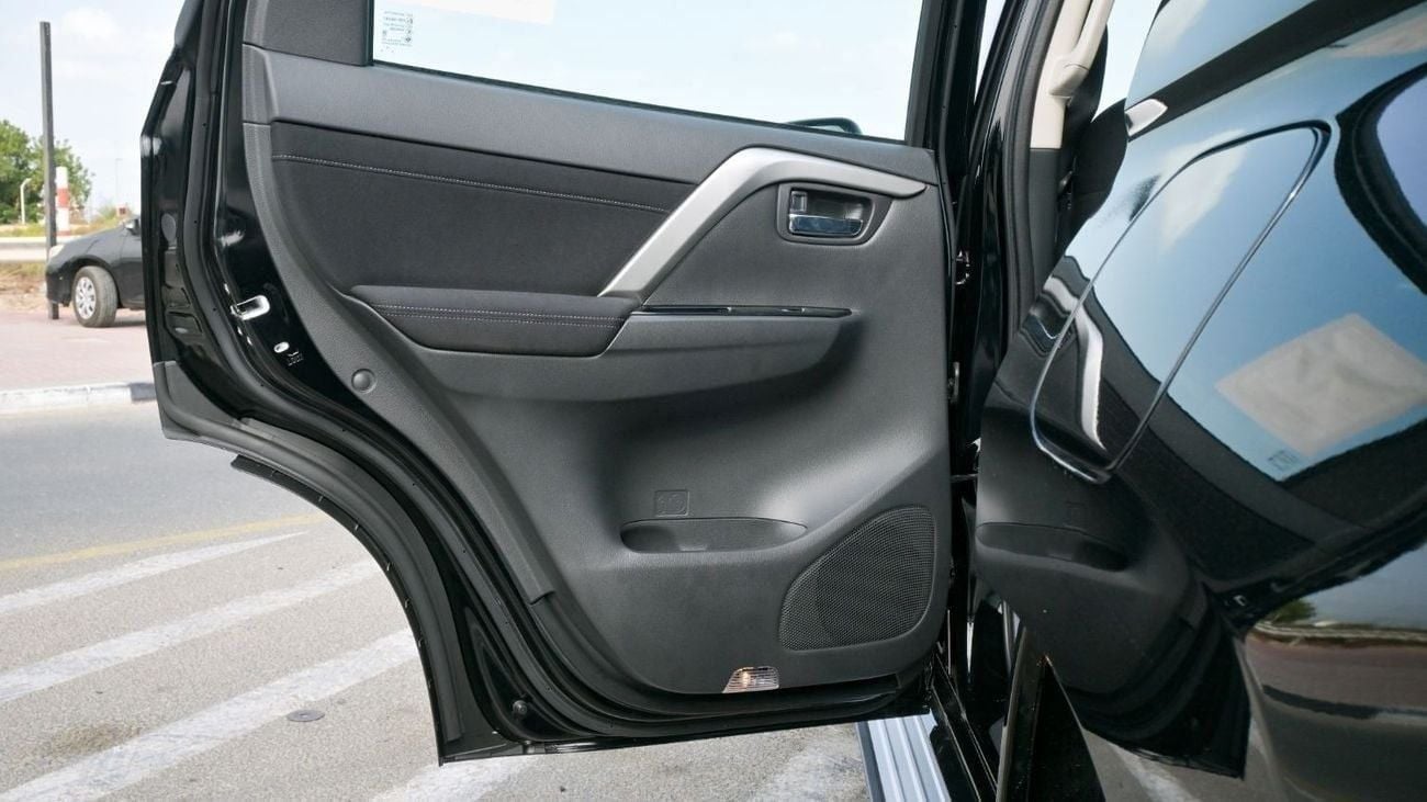 Mitsubishi Montero Sport Brand New Montero Sport GLS 2025 Export 3.0L 4WD Petrol A/T|Black/Black|MONTEROSPORT-GLS-25|