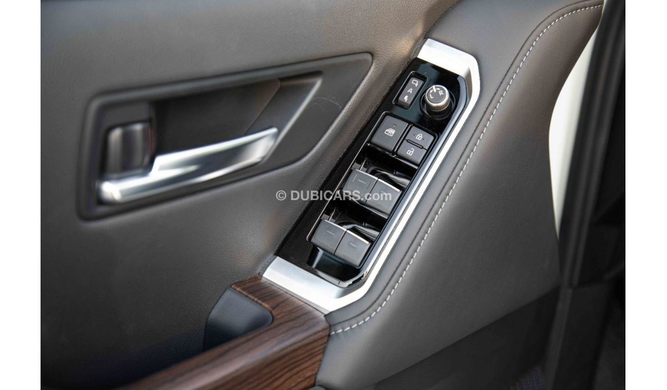 Toyota Land Cruiser 2023 Toyota LC 4.0 GXR High Petrol - Front sensor + HL washer + Sunroof + Leather & Auto Seats - Pea