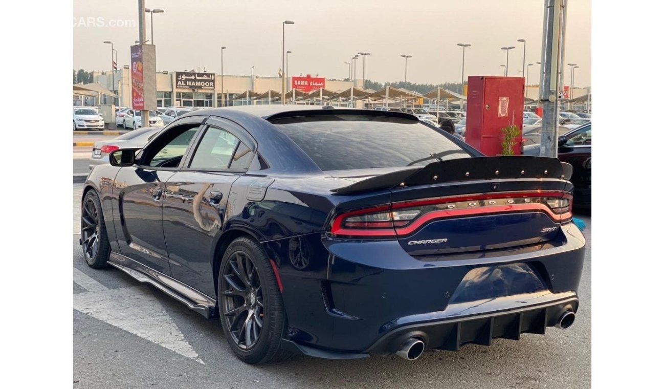 Dodge Charger SRT8