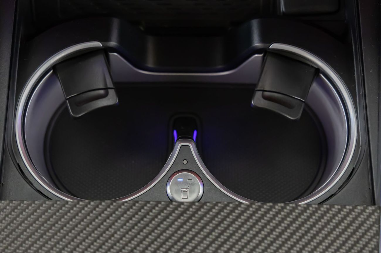 مرسيدس بنز G 63 AMG Double Night Pack|Fully Loaded|2026 Fully Cardbon Fiber |Gargash Auto Warranty PERFOMANCE PACKAGE