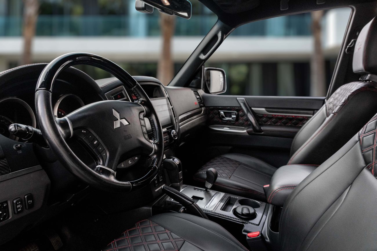 ميتسوبيشي باجيرو Pajero | 1,665 P.M | 0% Downpayment | Signature Edition!