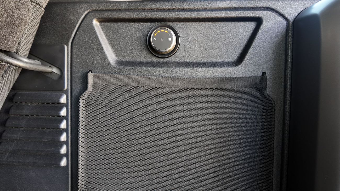 Land Rover Defender Land Rover Defender 110 P635 OCTA V8 (5 years warranty)