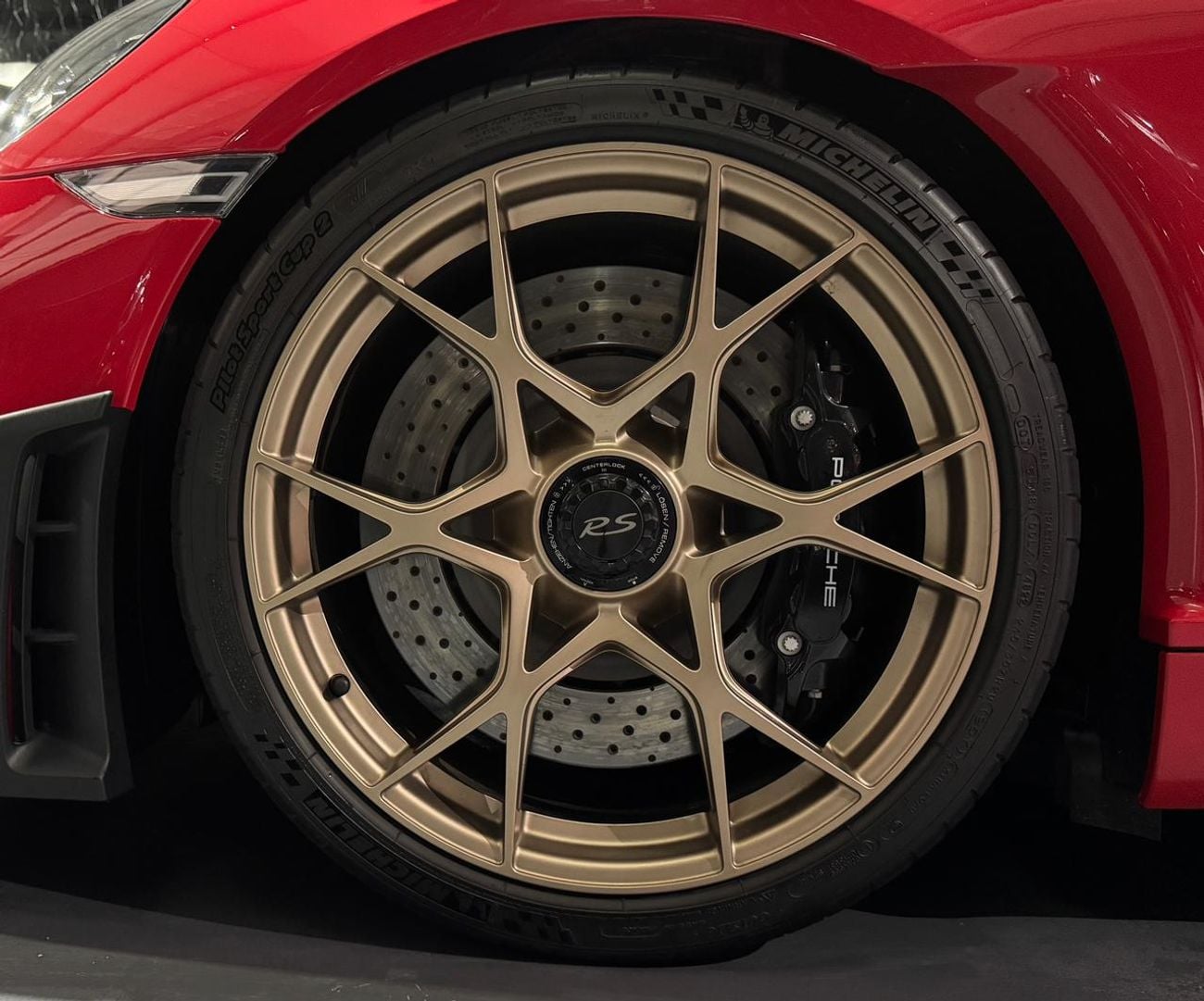 Porsche 718 Cayman GT4 RS 4.0L (493 HP) A/T