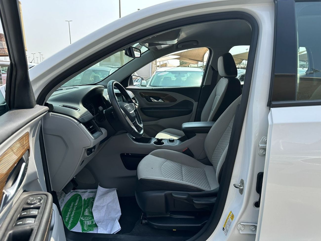 GMC Terrain SLE ACCIDENTS FREE - GCC - 2018 - 1500 CC TURBO  - ORIGINAL PAINT