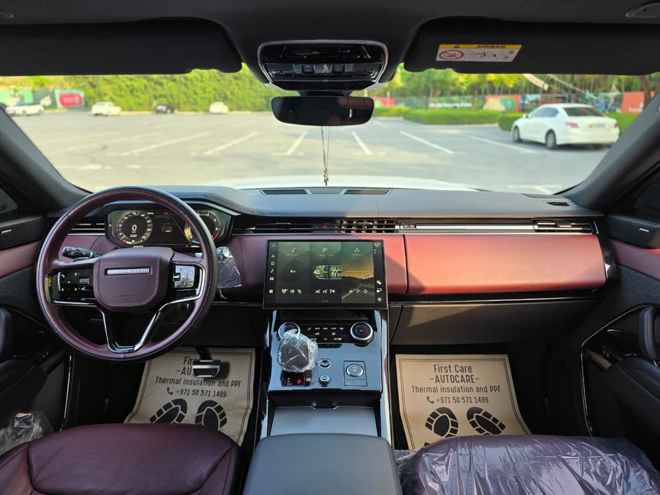 Land Rover Range Rover Sport Dynamic SE P400 3.0L RANGE ROVER SPORT DYNAMIC SE P400 2023 GCC // PERFECT CONDITION // LOW MILEAGE
