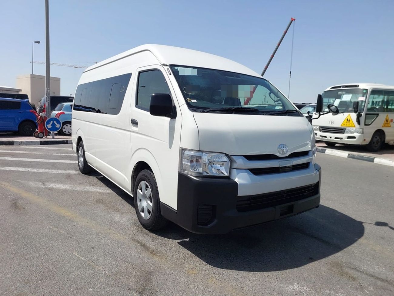 Toyota Hiace TOYOTA HIACE COMMUTER VAN RHD 2019 MODEL 2.7 L PETROL AUTOMATIC(PM06241)
