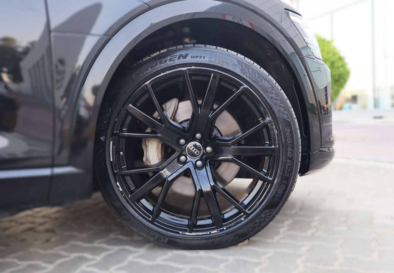 أودي Q8 إي ترون 55 quattro S Line