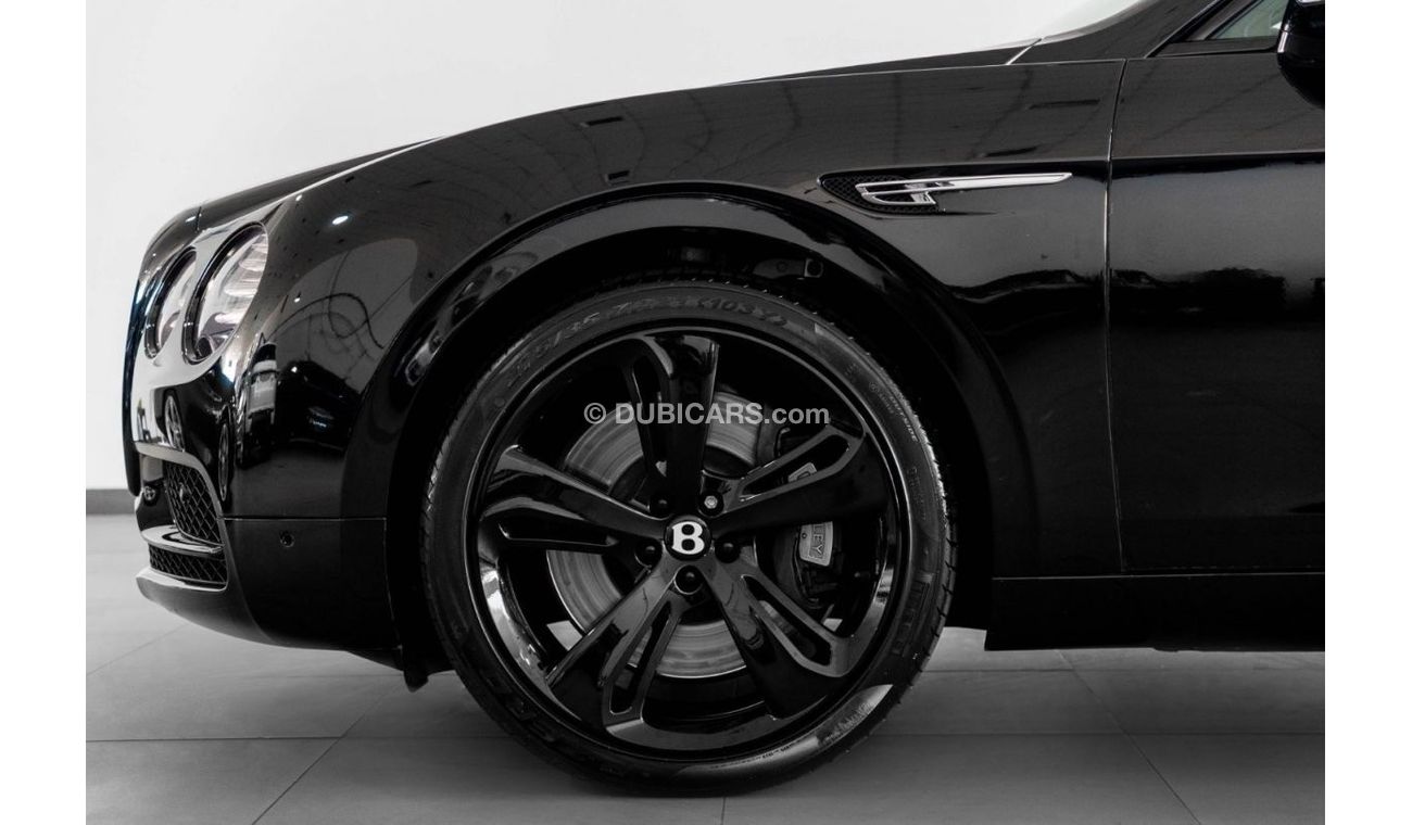 Bentley Flying Spur 2017 Bentley Flying Spur S /  W12 6.0 L  / Full Service History