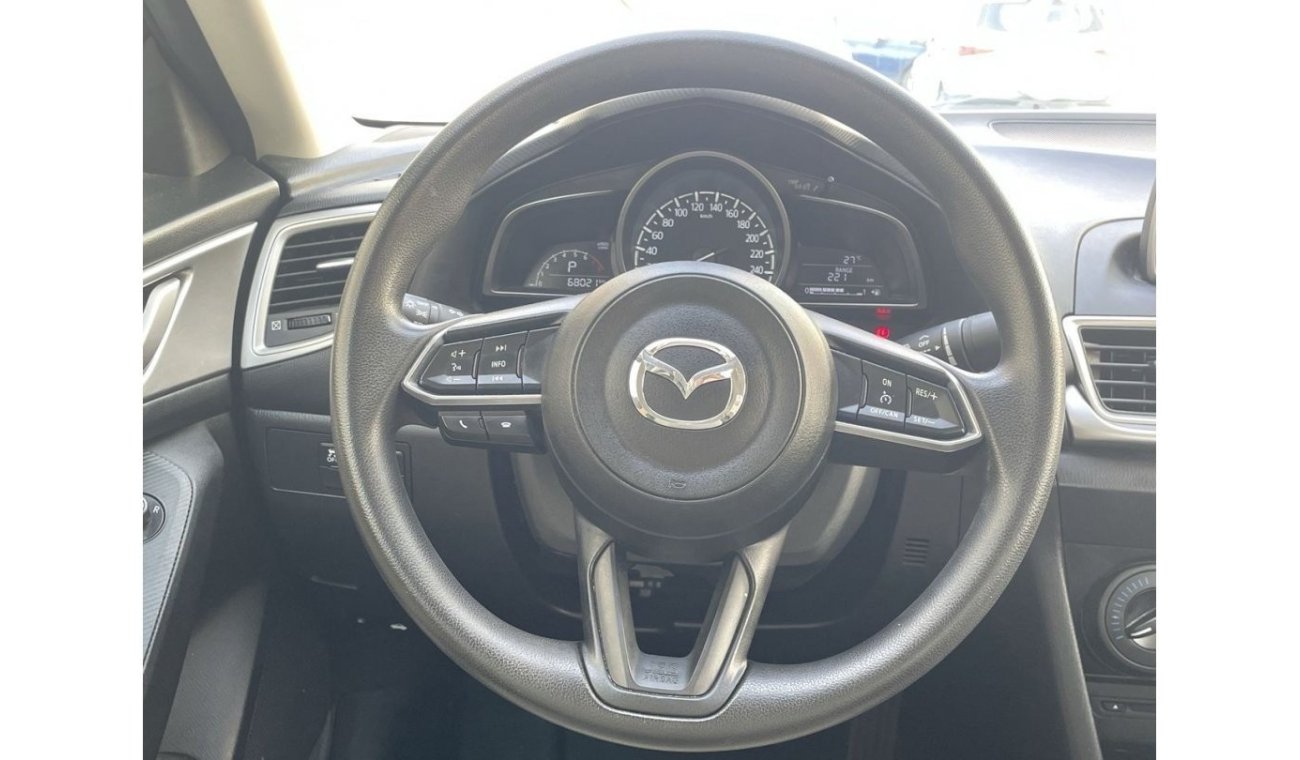 Mazda 3 1.6L | GCC | FREE 2 YEAR WARRANTY | FREE REGISTRATION | 1 YEAR COMPREHENSIVE INSURANCE