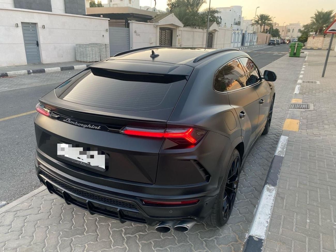 لامبورغيني اوروس STD 4.0T V8