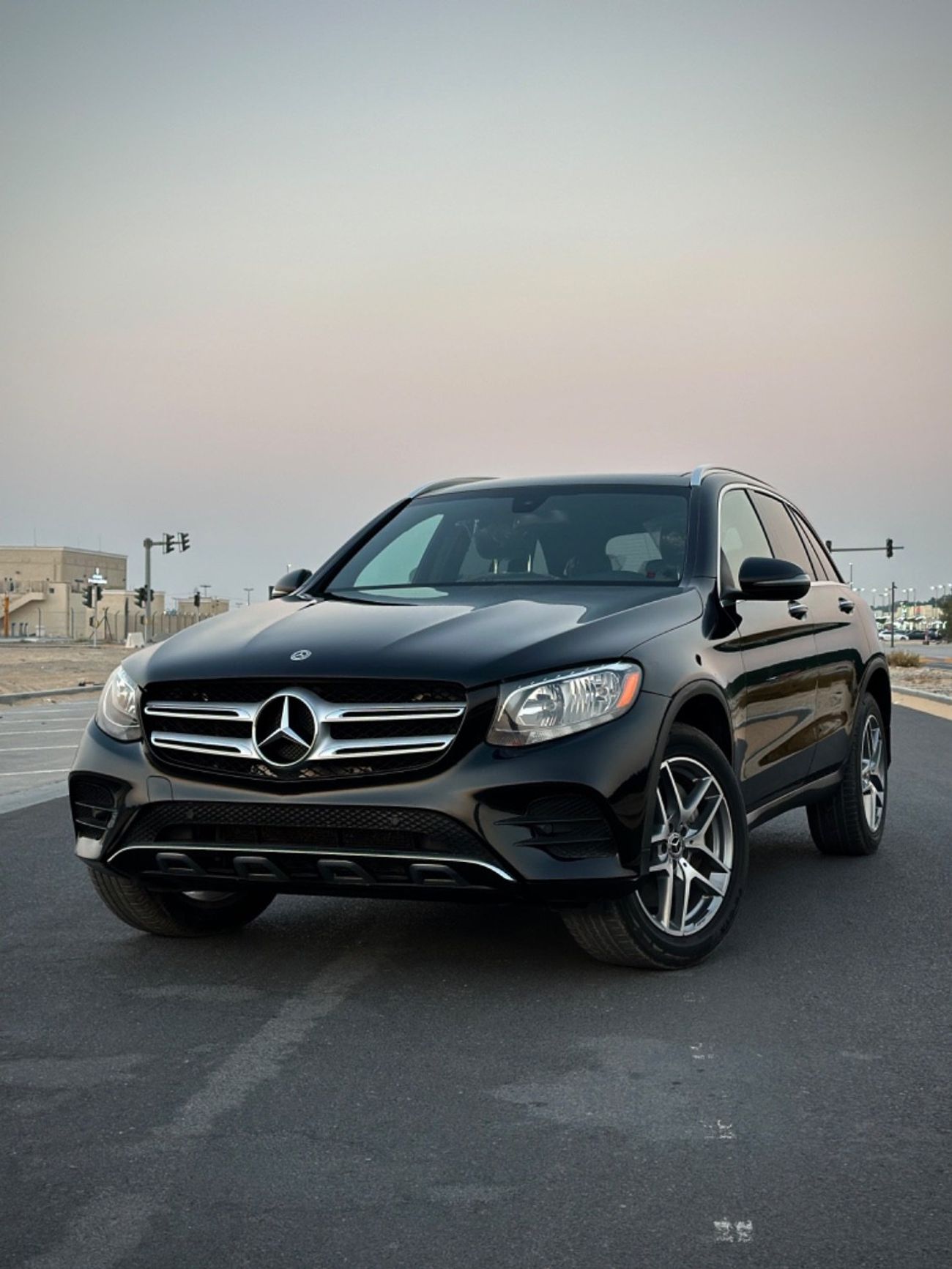 مرسيدس بنز GLC 300 Premium 2.0L