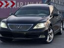 لكزس LS 460 In excellent condition and requires no expense