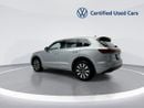 فولكس واجن طوارق ELEGANCE with Sunroof - Leather Seats 3L | 42,100 AED SAVINGS from New Car