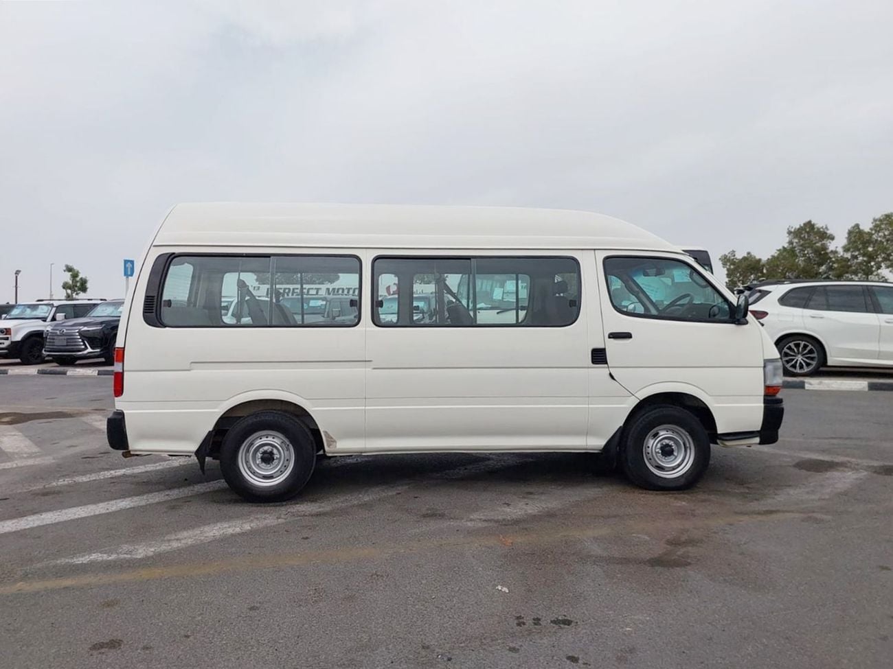 تويوتا هاياس TOYOTA HIACE VAN RHD 2000 MODEL 2.4 L PETROL MANUAL(PM02940)