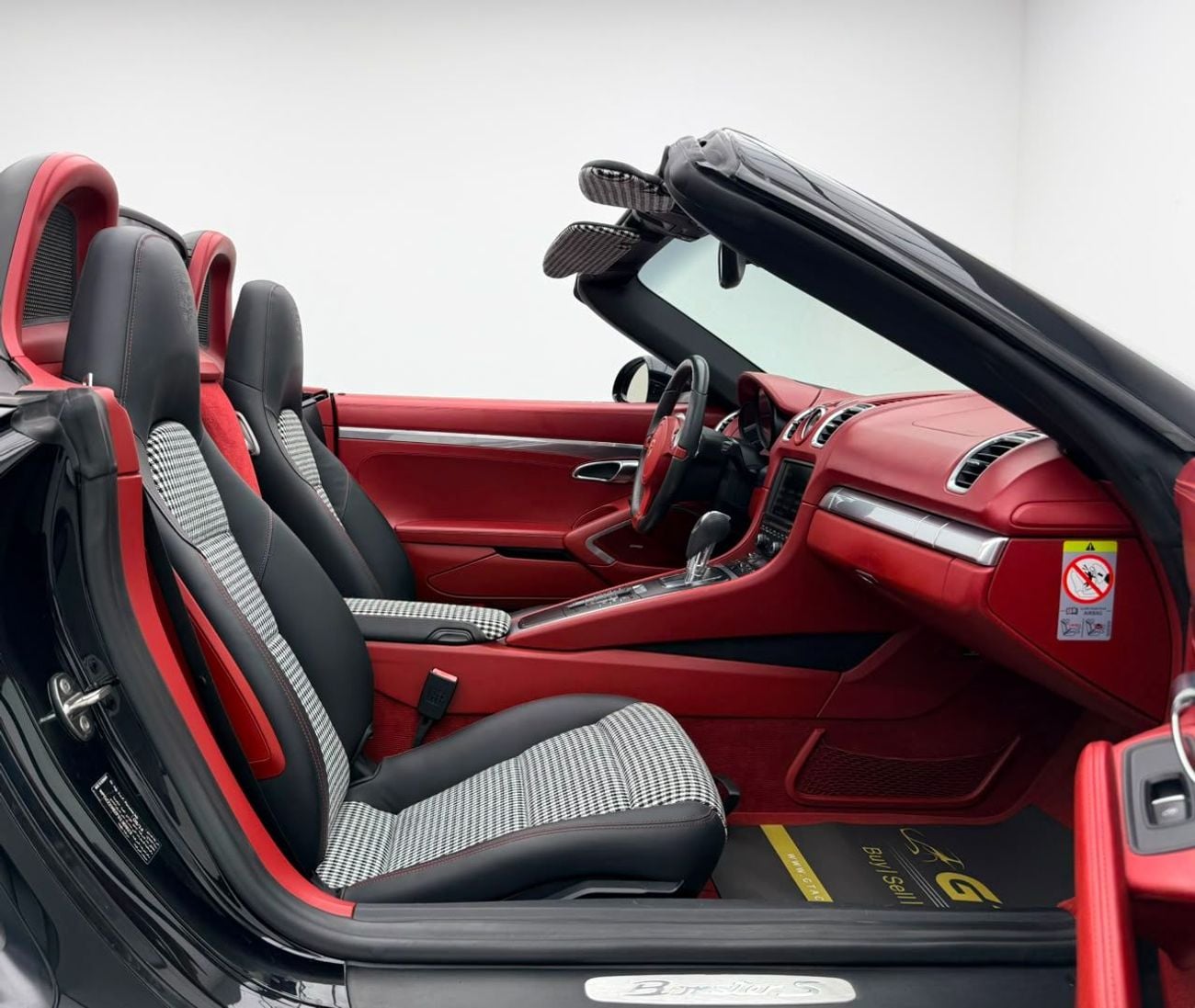 بورش بوكستر 718 2015 Porsche 718 Boxster S, Full Porsche Service History, Fully Loaded, Excellent Condition, GCC