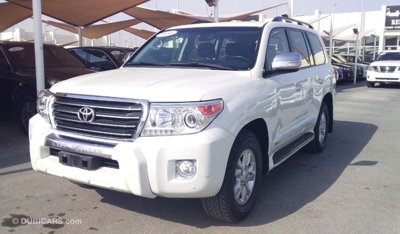 Toyota Land Cruiser Toyota Land Cruiser 2013 GCC