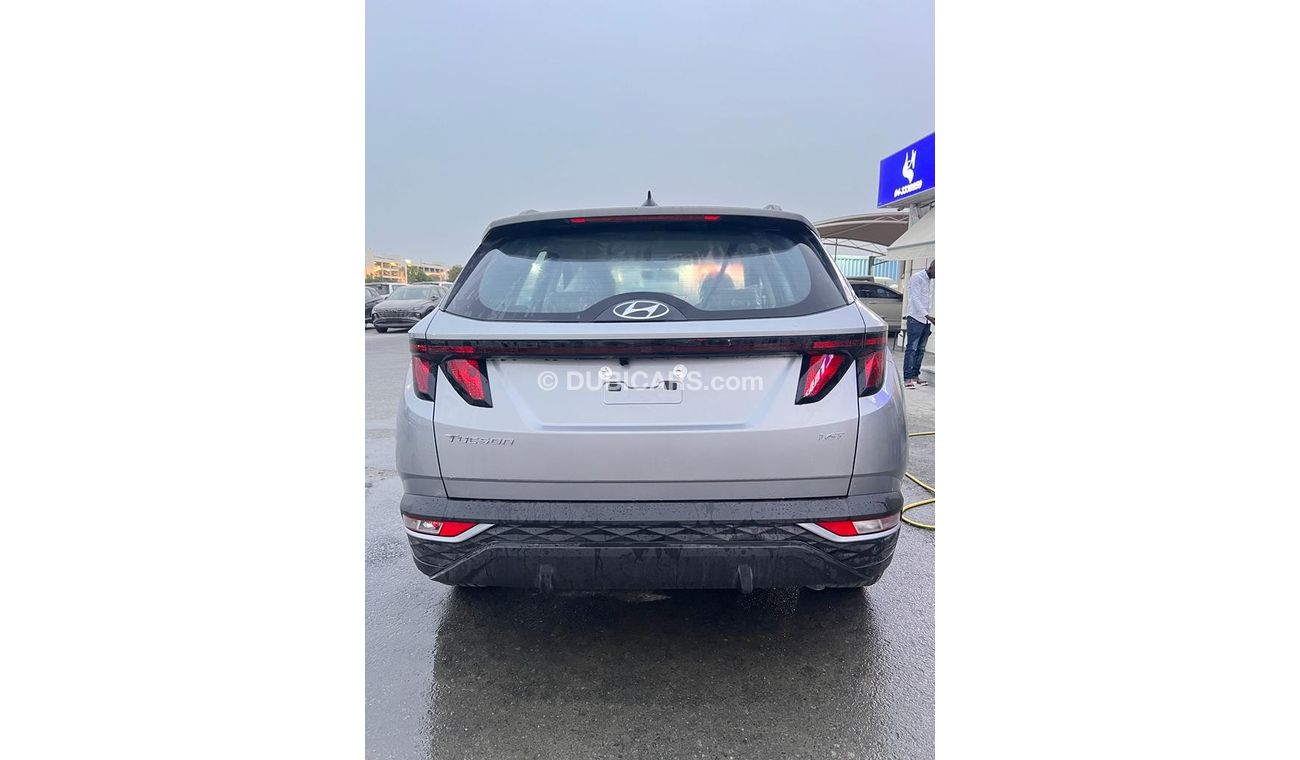 Hyundai Tucson 1.6 L , Turbo , hybrid, electric seat , push start , gear mouse