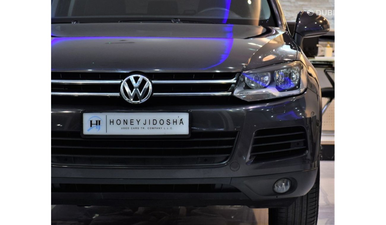 Volkswagen Touareg SUPER EXCELENT CONDITON Volkswagen Touareg 2012 Model! Grey Color! GCC Specs