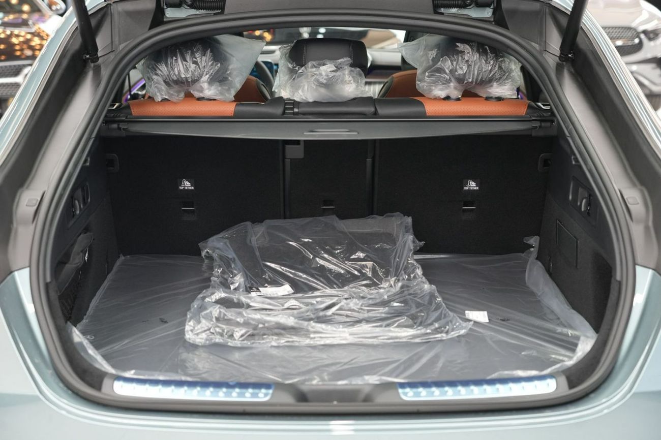 مرسيدس بنز GLC كوبيه 200 Mercedes-Benz GLC 200 Coupe | 2026 GCC 0 km | Agency Warranty |  Premium Plus