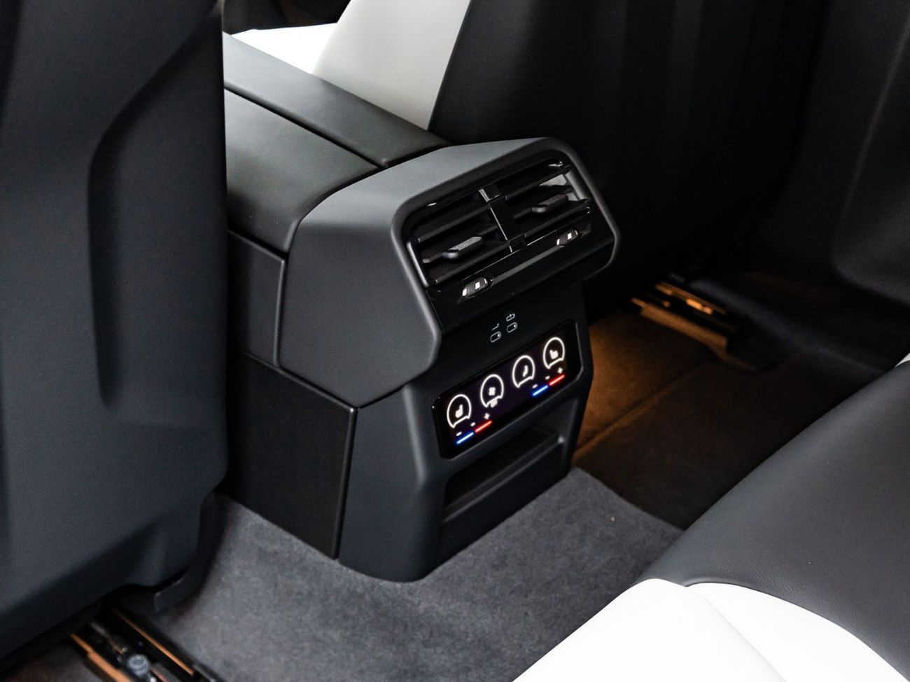 BMW M5 2025 BMW M5 Competition, 2030 BMW Warranty + Service Contract, Low Kms, GCC