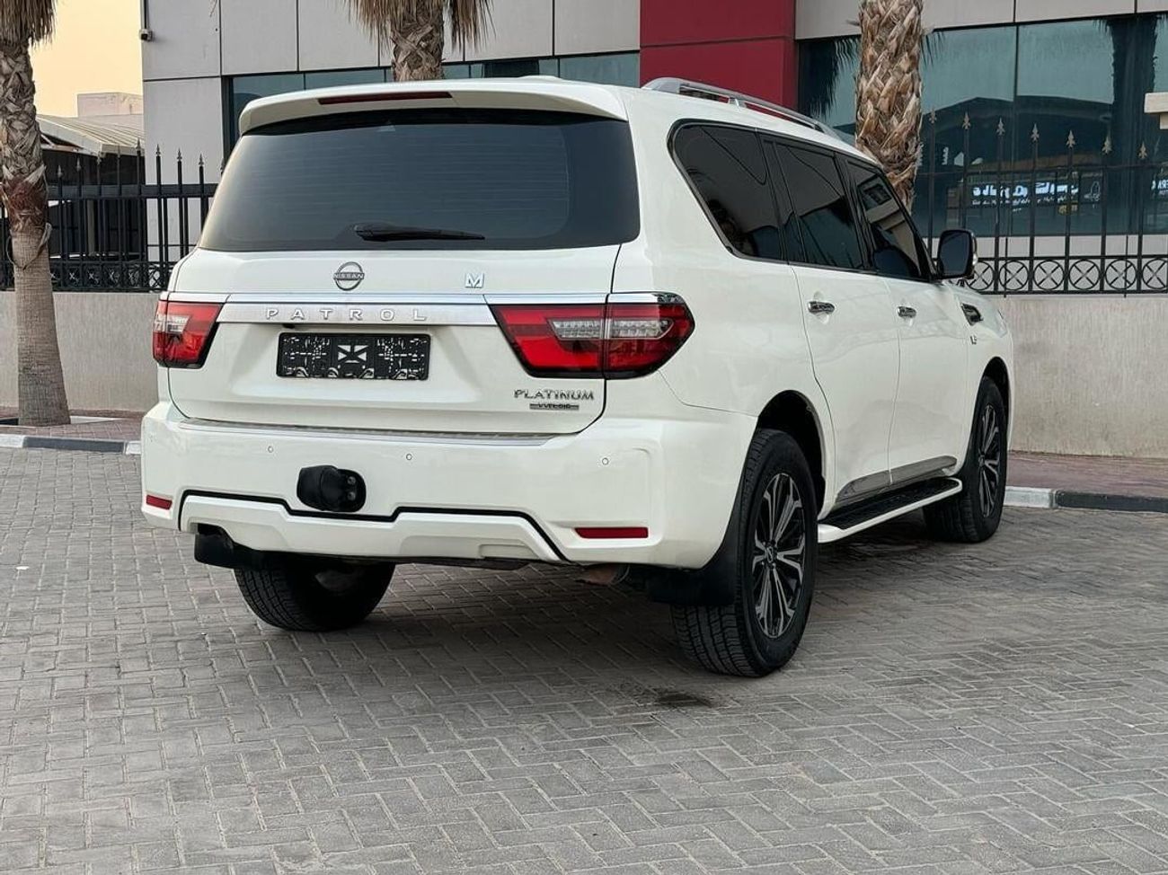 نيسان باترول LE بلاتينوم نيسان باترول بلاتينيوم 2014 محول 2022