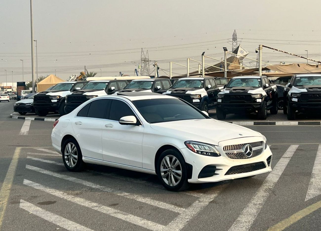 مرسيدس بنز C 300 2021 Mercedes Benz C300 4Matic - 2.0L V4 AWD- Full Option - 360* CAM - Radar & Sensors - Sunroof