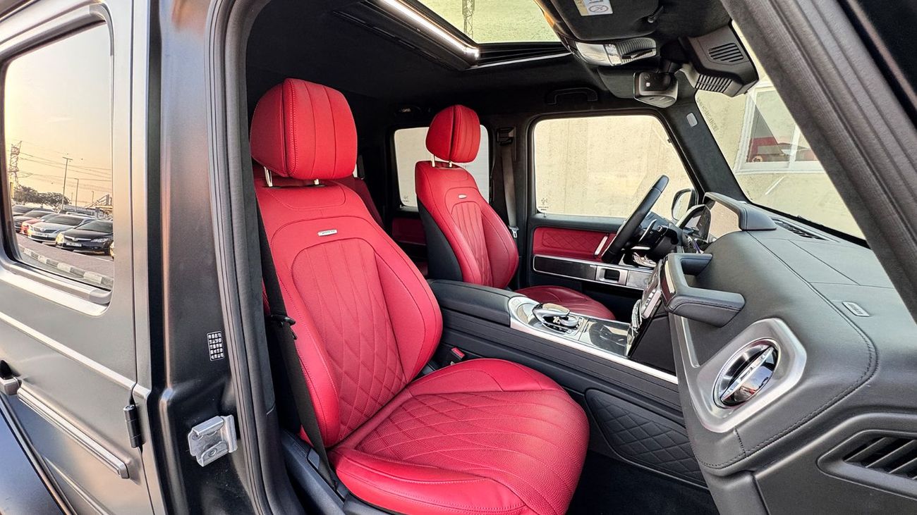 Mercedes-Benz G 63 AMG 4MATIC SUV V8 4.0L CARBON FIBER NIGHT PACKAGE BRAND NEW 0KM
