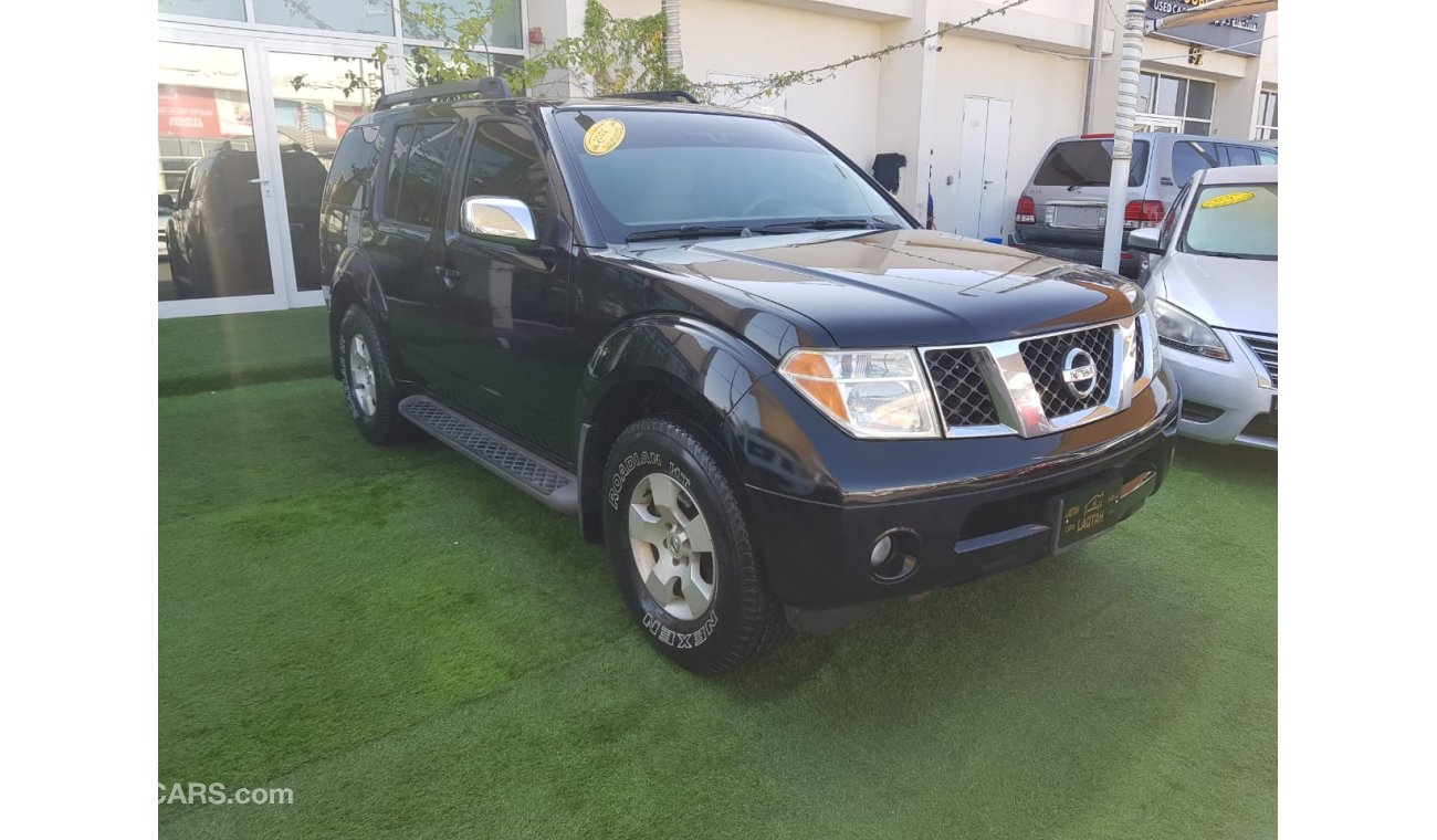 Nissan Pathfinder Gulf - No. 2 - without accidents - alloy wheels - in excellent condition, without any expenses