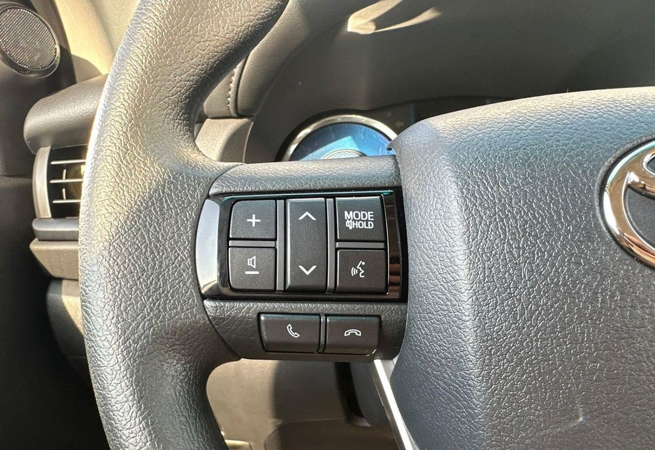 تويوتا فورتونر 2025 Toyota Fortuner 4x4 2.4L Diesel AT