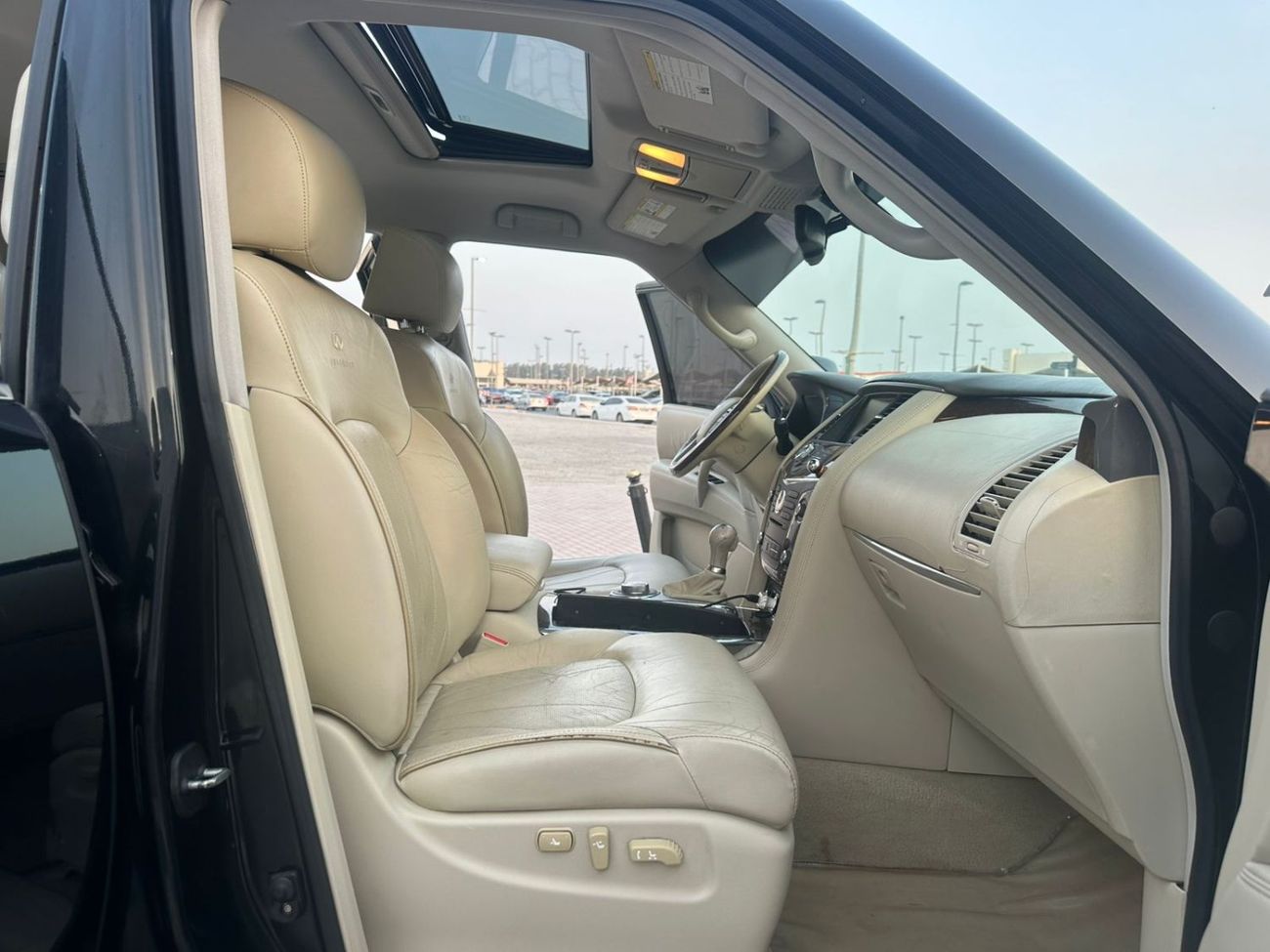 إنفينيتي QX56 Luxury 5.6L