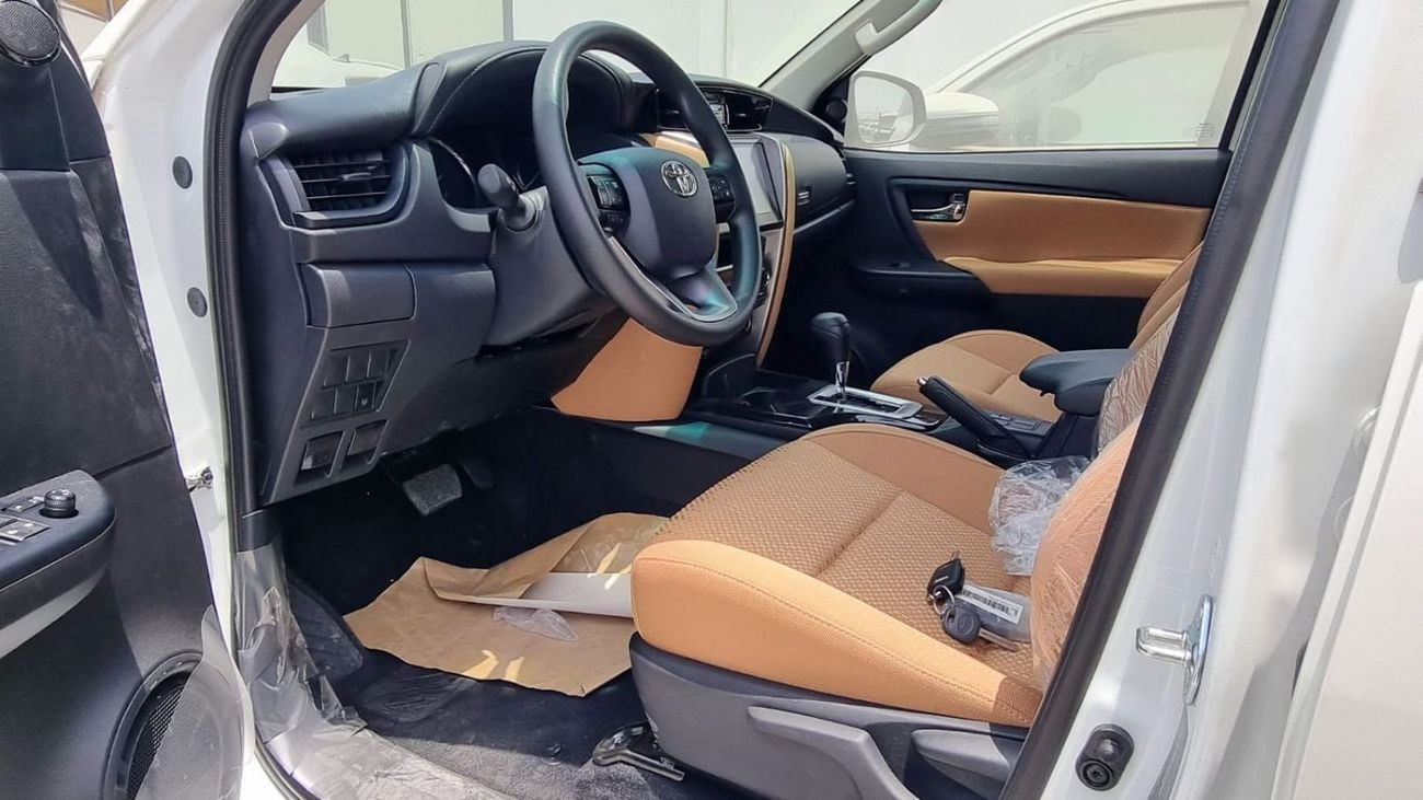 تويوتا فورتونر TOYOTA FORTUNER 2.7L 4x4 PETROL MY 2025
