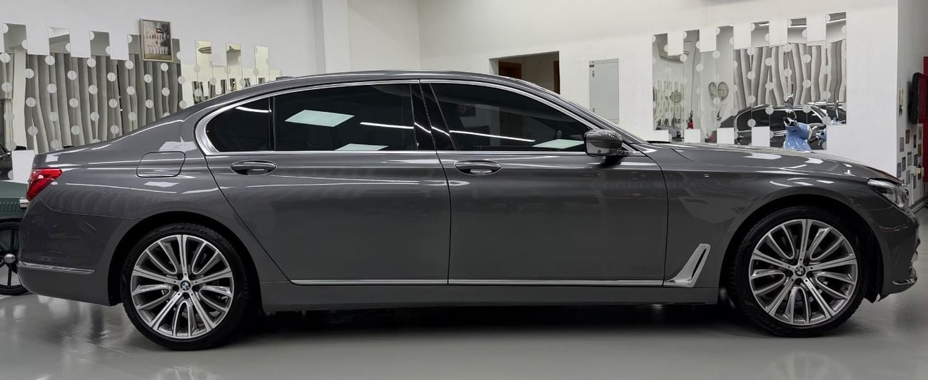 BMW 740Li Luxury 3.0L (335 HP)