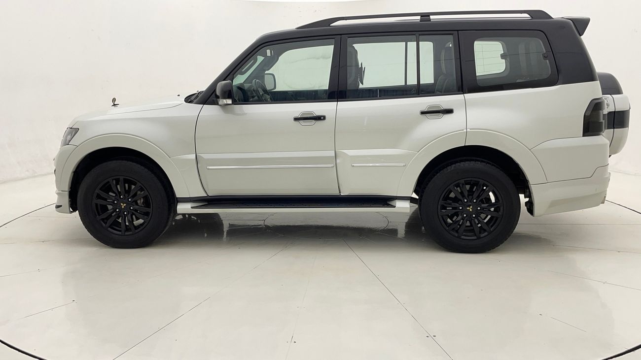 Mitsubishi Pajero GLS HIGHLINE SIGNATURE EDITION 3.8 | Zero Down Payment | Home Test Drive