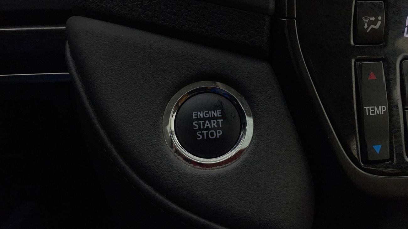 تويوتا لاند كروزر GXR GT 4 | بدون دفعة مقدمة | اختبار القيادة في المنزل