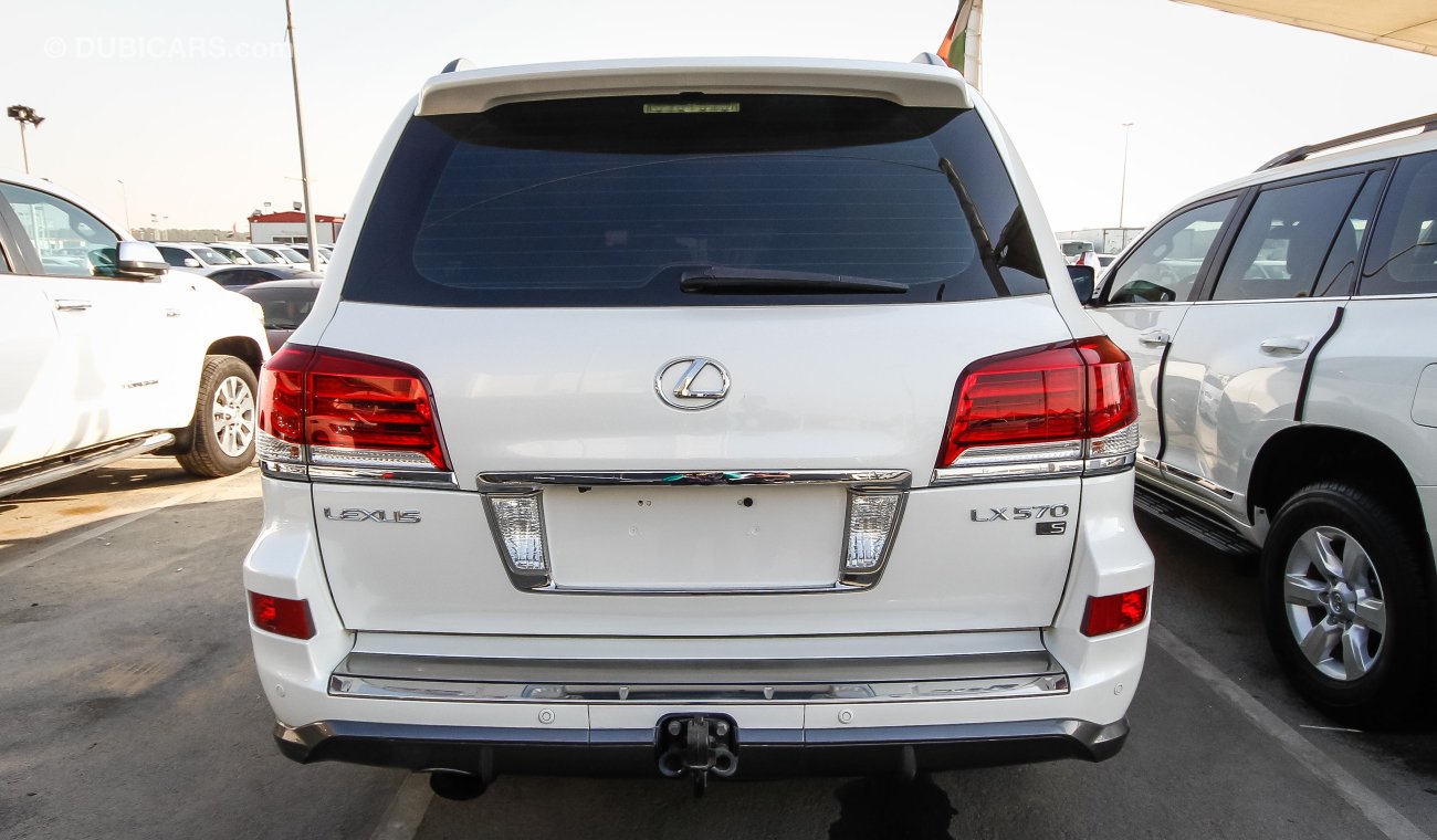 Lexus LX570