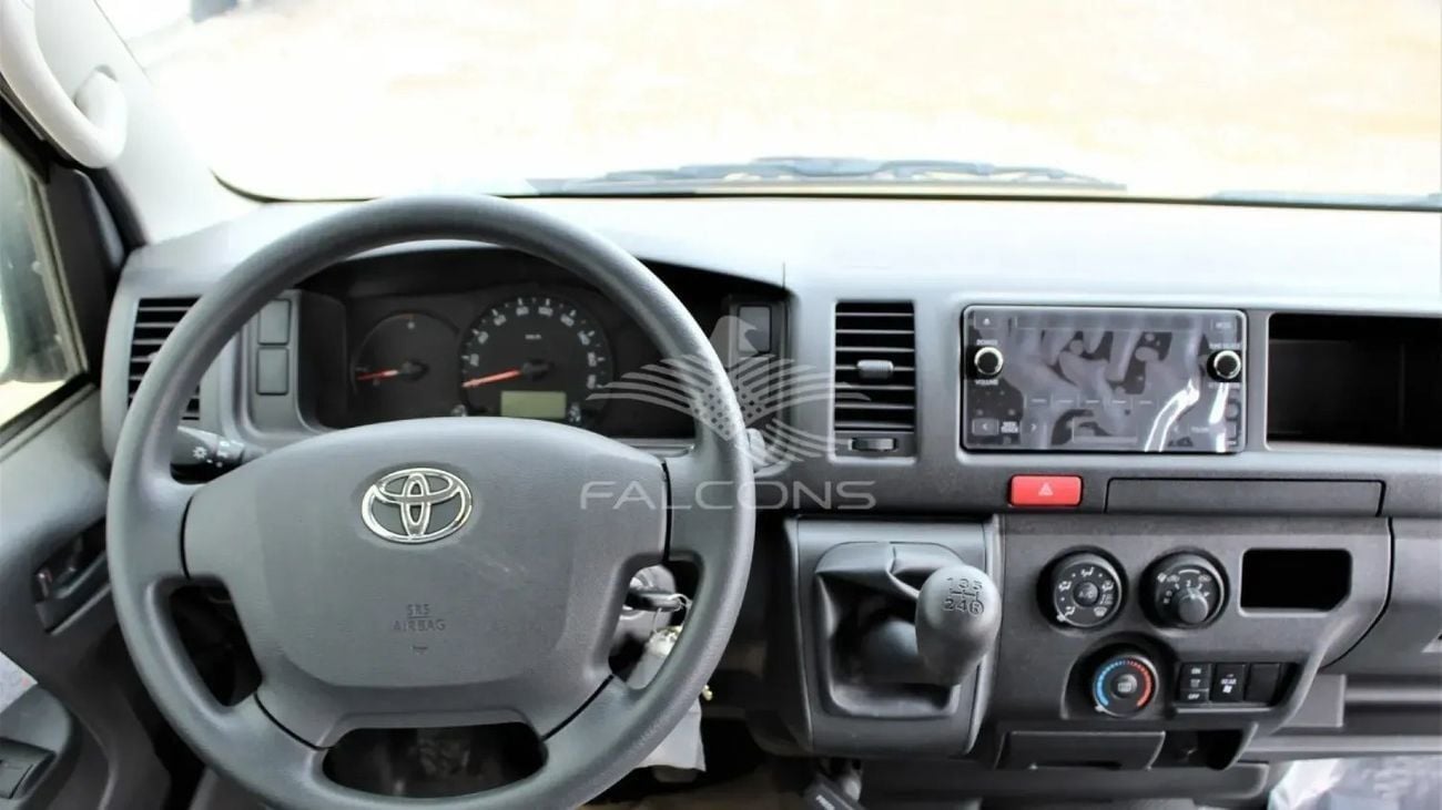 تويوتا هاياس 2.5L Diesel GL HR WITH AC, ABS & ALLOY Manual