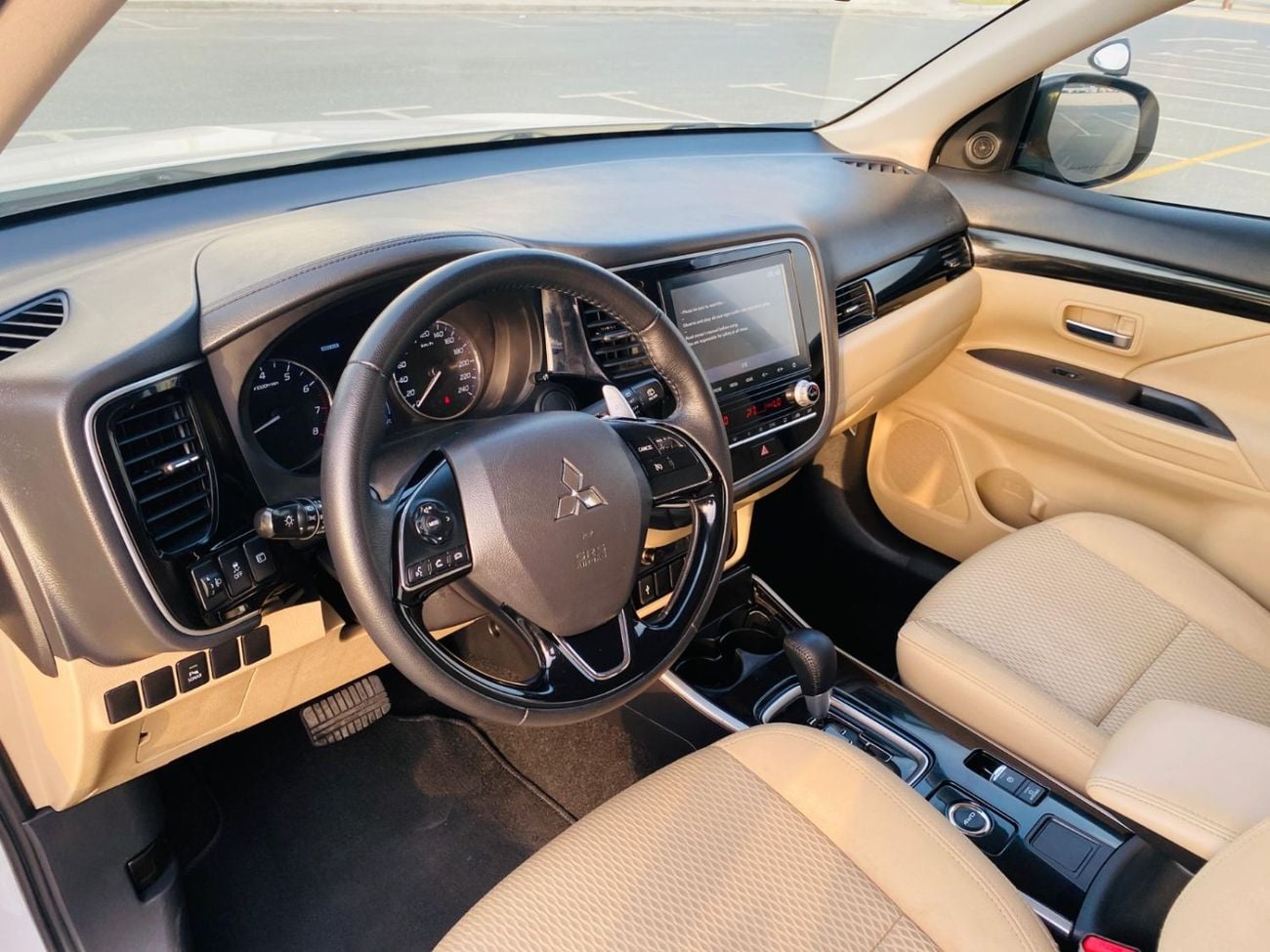 ميتسوبيشي آوتلاندر