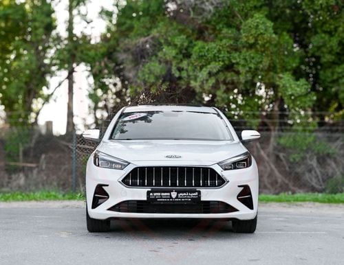جاك J7 LUXURY جاك J7 - موديل 2023 - فل أوبشن - خليجى - بدون حوادث - محرك 1.5 - بحاله ممتازه من الداخل والخا