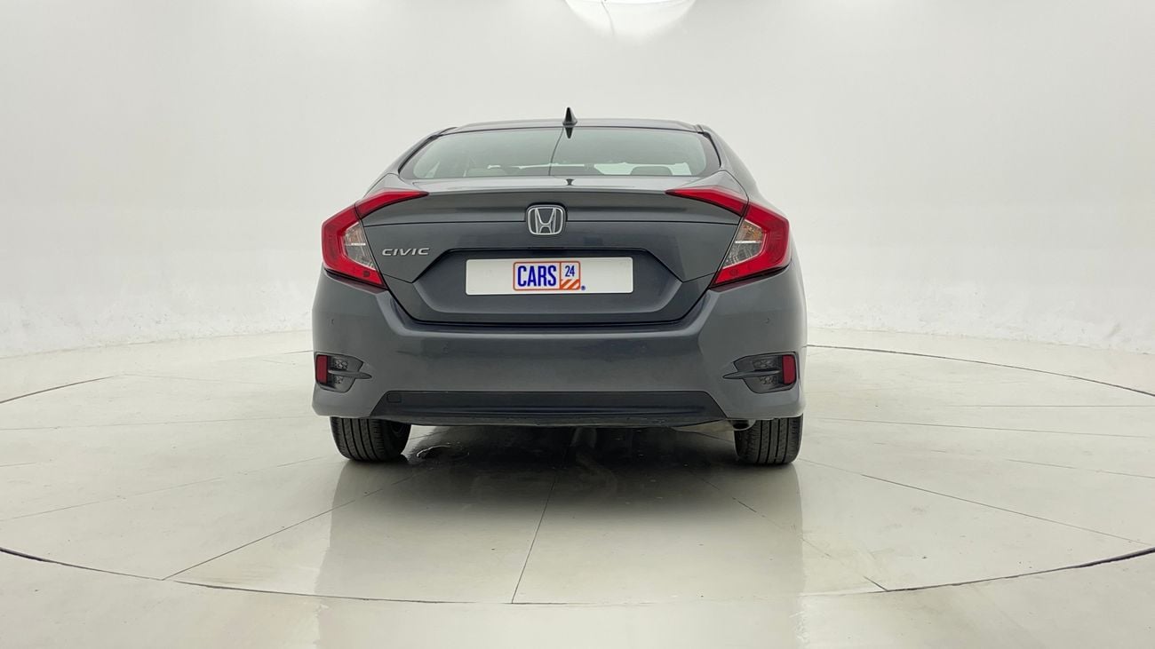 هوندا سيفيك LX 1.6 | بدون دفعة مقدمة | اختبار قيادة مجاني للمنزل