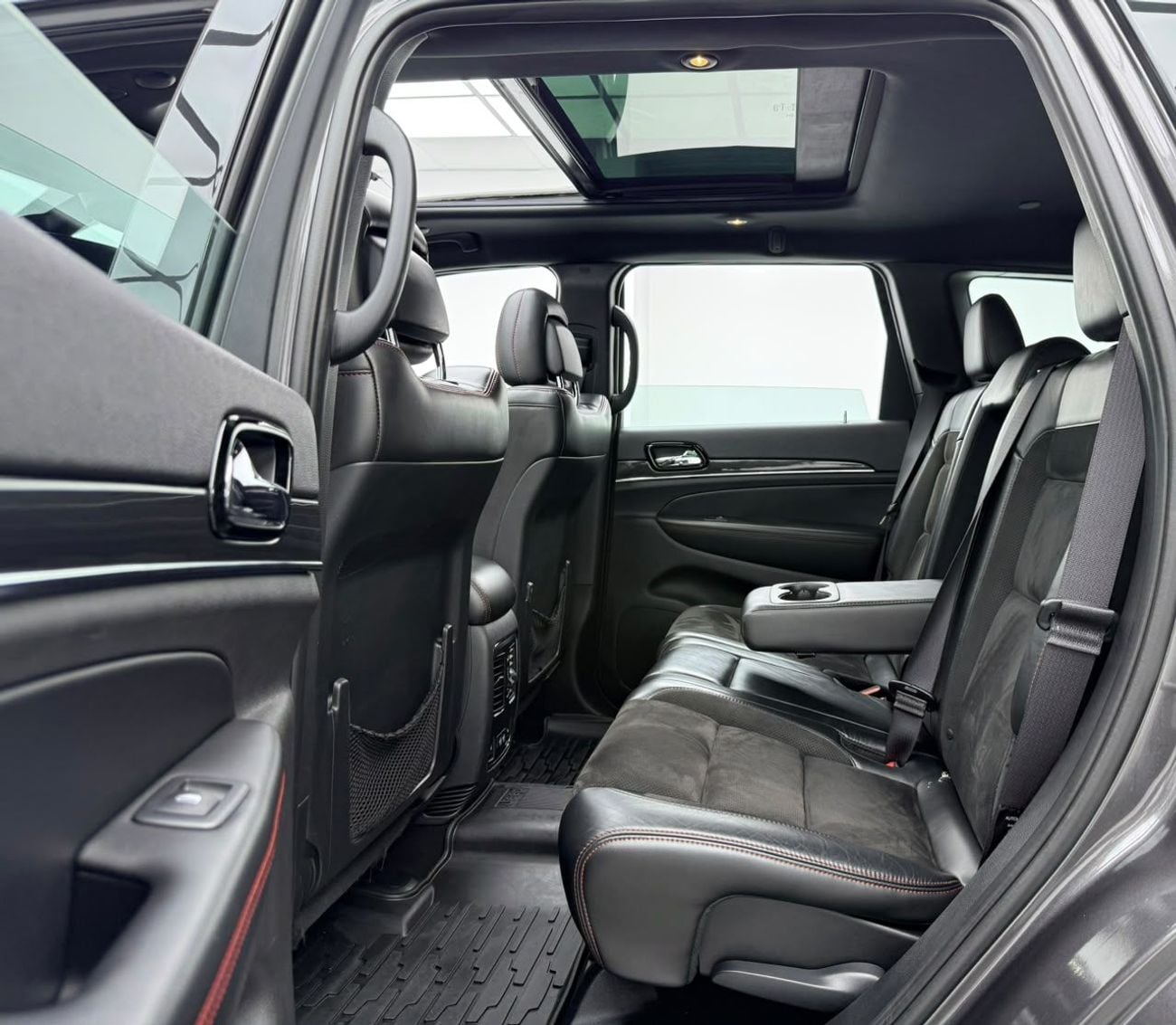 Jeep Grand Cherokee TRAILHAWK 2019 Jeep Grand Cherokee Trailhawk, 2026 Jeep Warranty, Full Jeep Service History, GCC