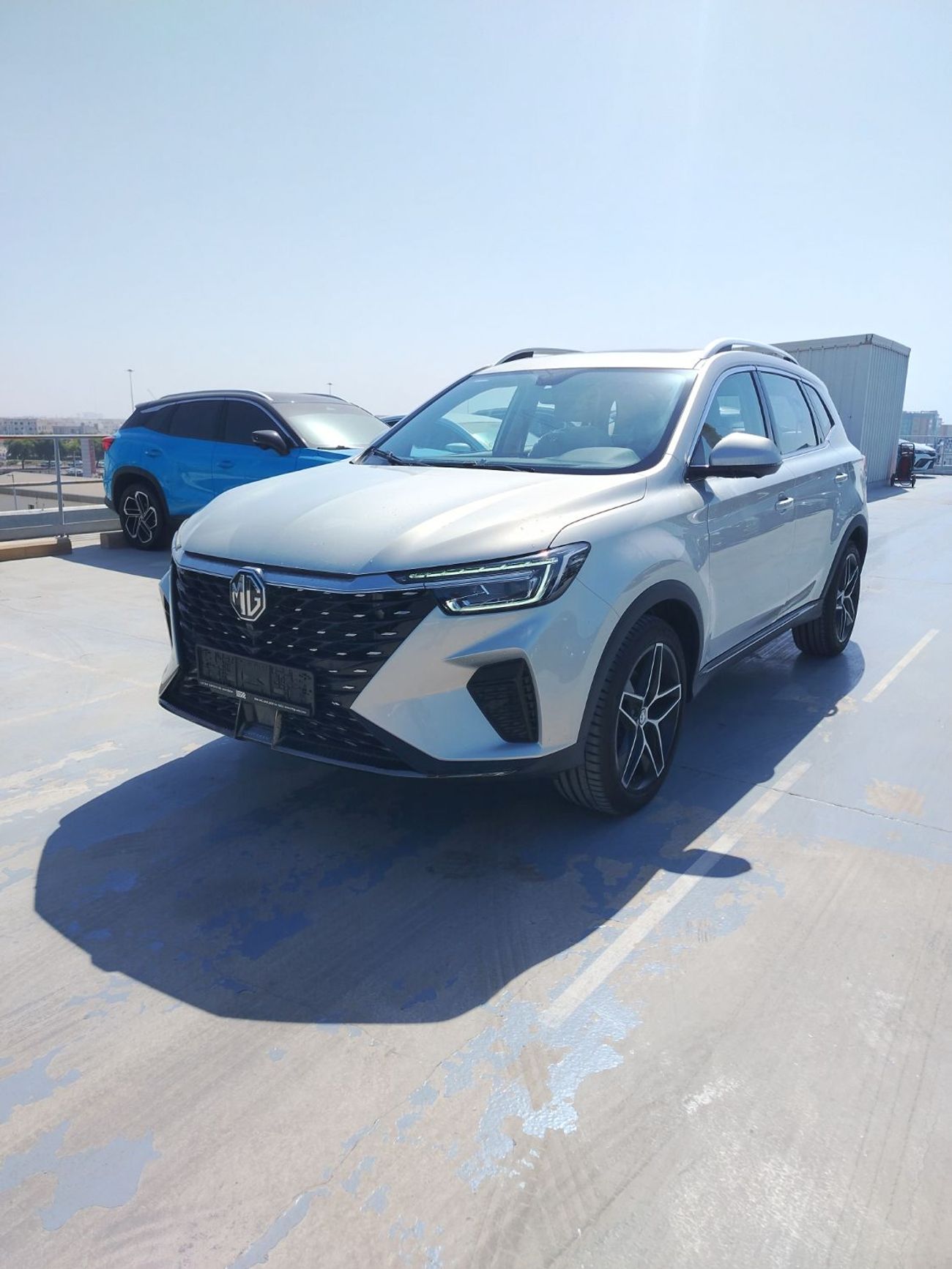 أم جي RX5 Deluxe option