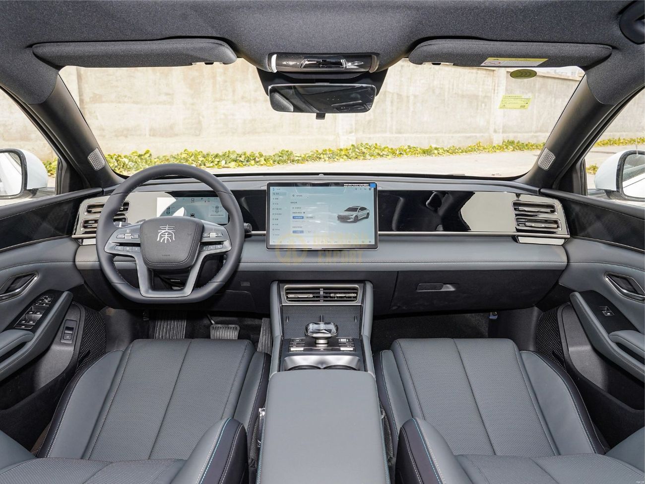 بي واي دي كين ال دي ام-اي Smart Drive Edition 120km Excellence Export to Dealers - 2025 BYD Qin L DM-i Hybrid Smart Drive Edit