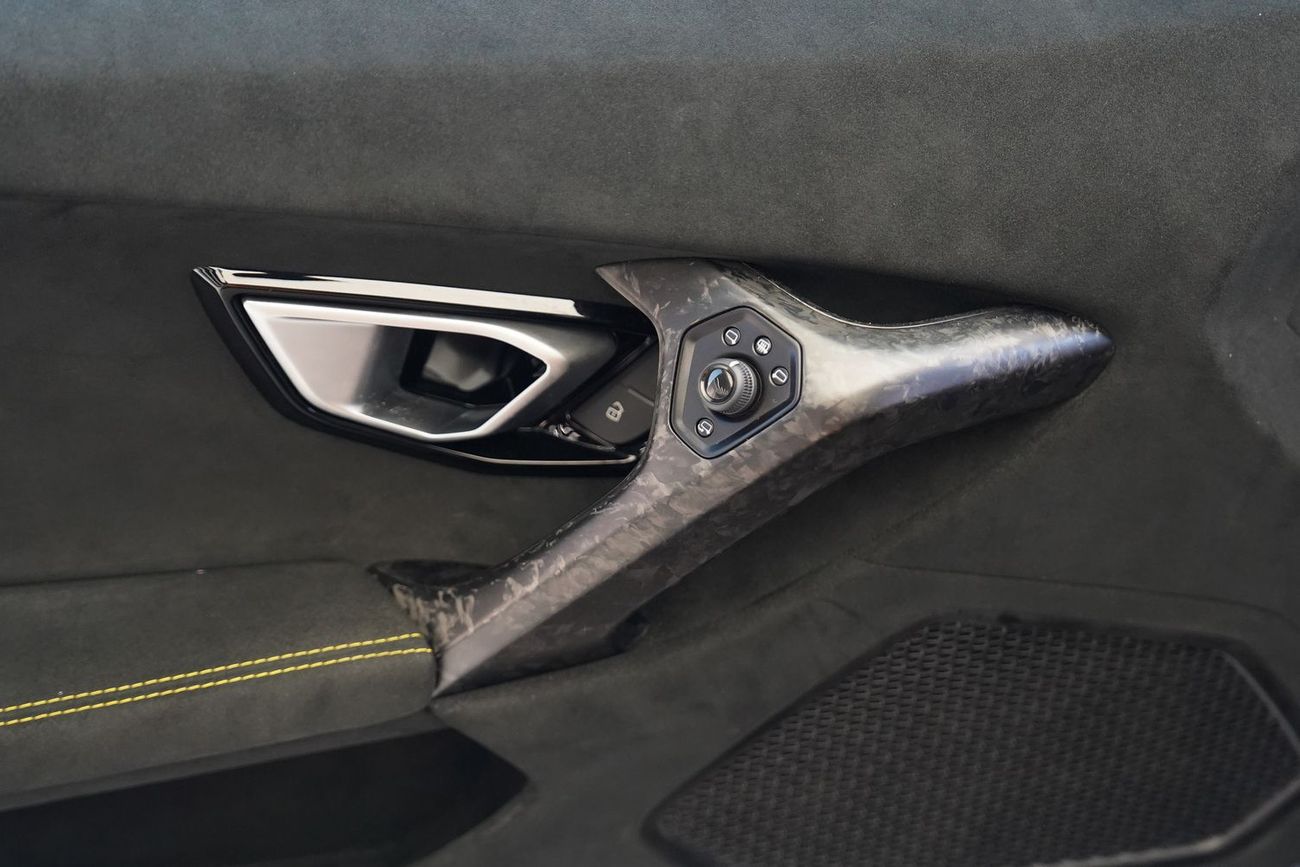 Lamborghini Huracan PERFORMANTE