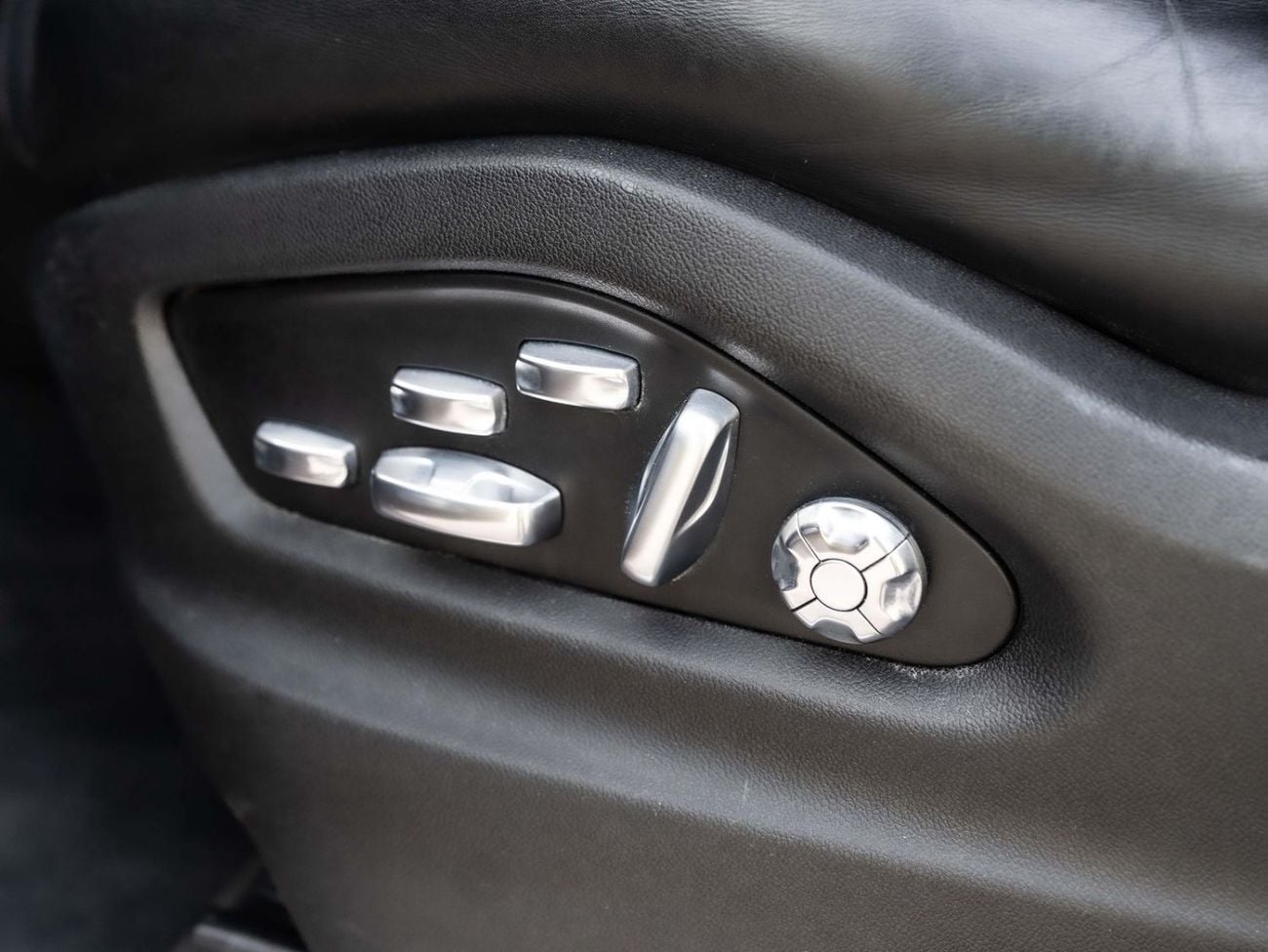 Porsche Cayenne Porsche Cayenne Turbo 2019 for 2,867.00 AED monthly