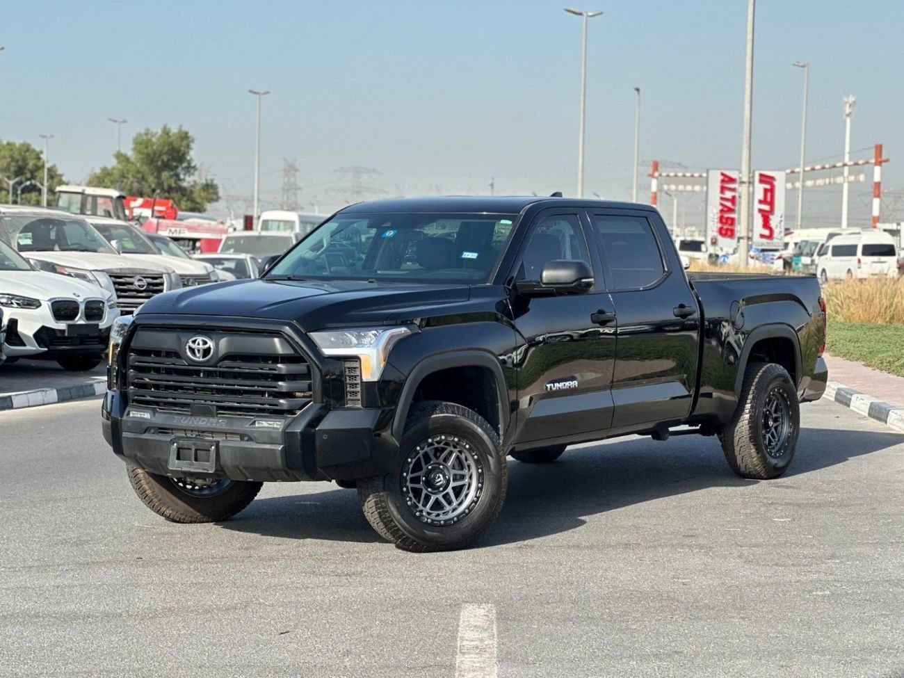 تويوتا تاندرا CREWMAX SR5 4WD