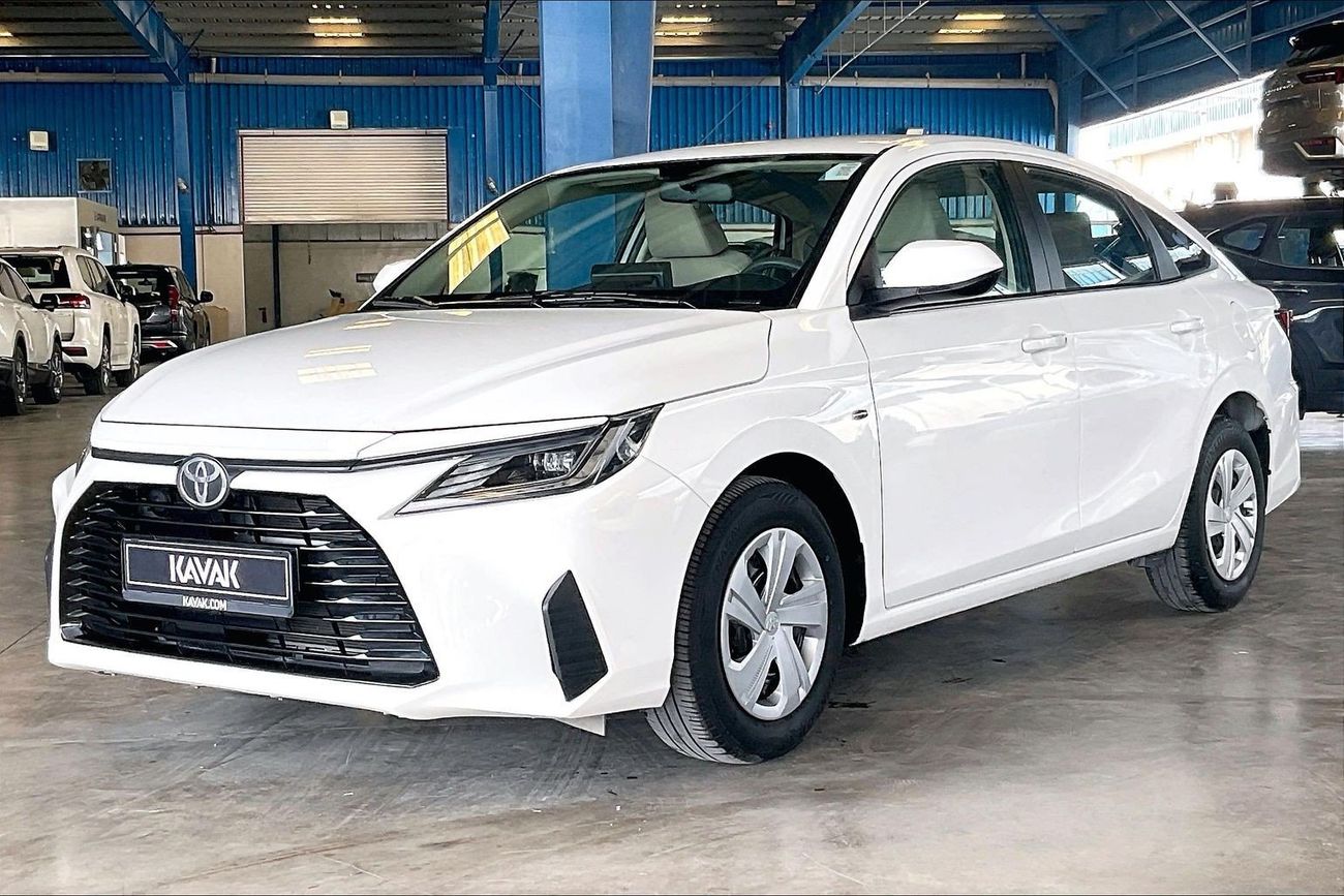 Toyota Yaris E | Guaranteed Warranty | 0 Down Payment